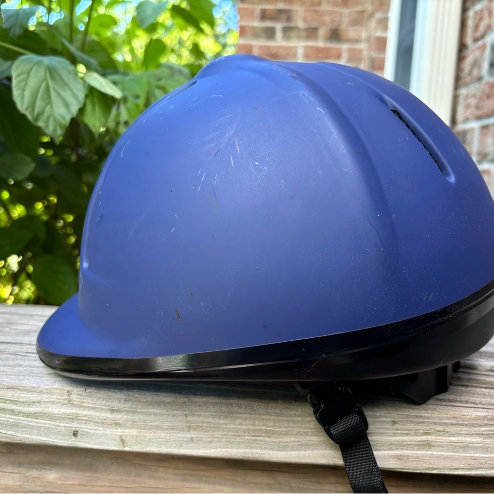 Youth riding helmet. Navy. Size small. Adjustable